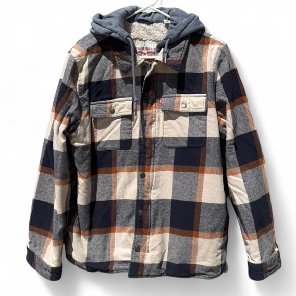 Levi’s Plaid Sherpa Lined Hoodie Jackets,a versatile midweight “shacket” - Picture 2 of 9
